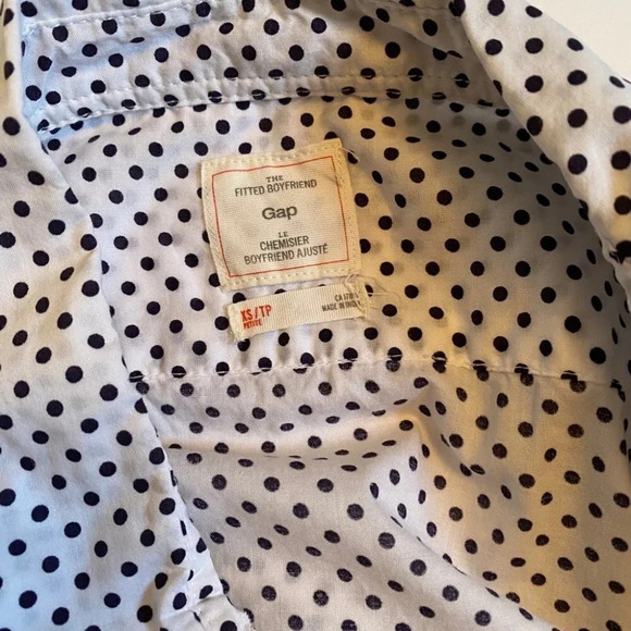 GAP - The Fitted Boyfriend Shirt - Picture 4 of 5